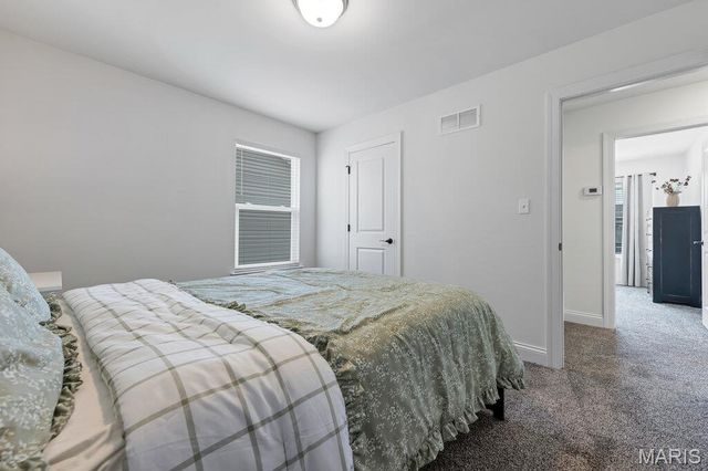 119 Sommerset Court, Lake St Louis, MO 63367