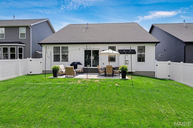119 Sommerset Court, Lake St Louis, MO 63367