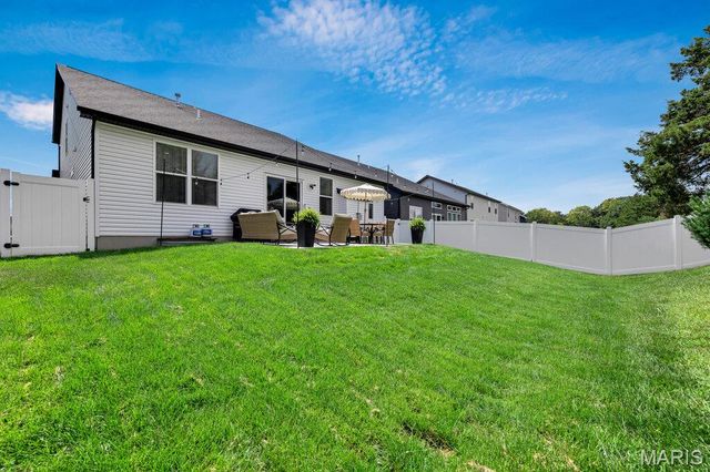 119 Sommerset Court, Lake St Louis, MO 63367