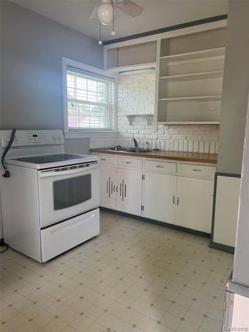 603 Parkwood Avenue, Monroe, MI 48162