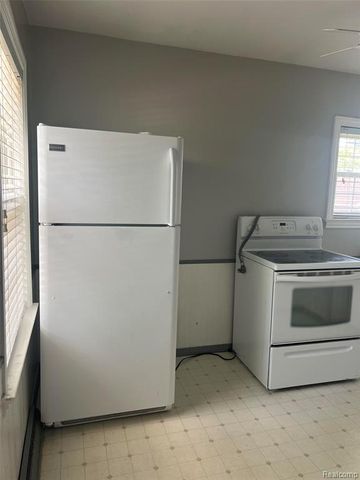 603 Parkwood Avenue, Monroe, MI 48162