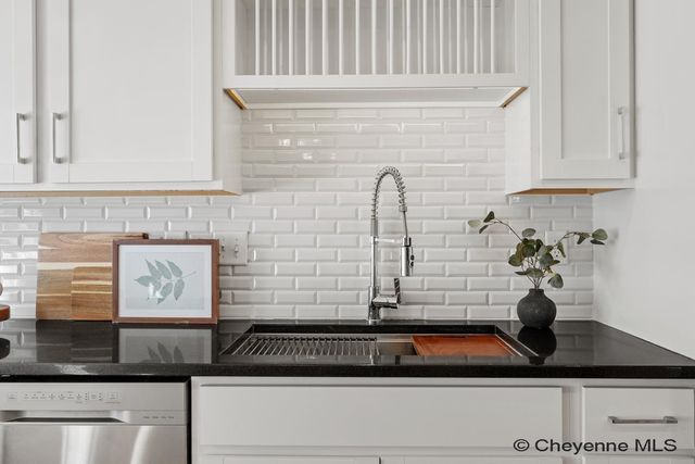 1770 CHESHIRE DR, Cheyenne, WY 82001