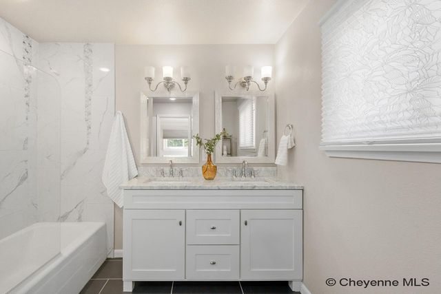 1770 CHESHIRE DR, Cheyenne, WY 82001