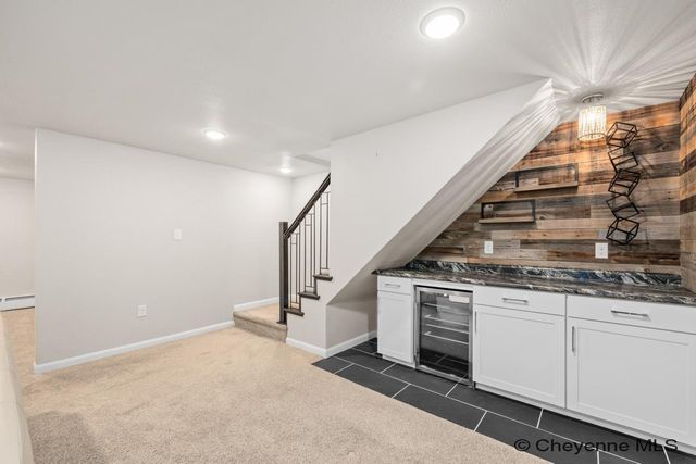 1770 CHESHIRE DR, Cheyenne, WY 82001