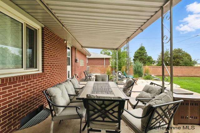 1770 CHESHIRE DR, Cheyenne, WY 82001