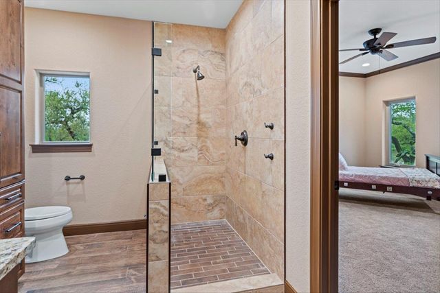 1951 Bridlewood Ranches DR, San Marcos, TX 78666