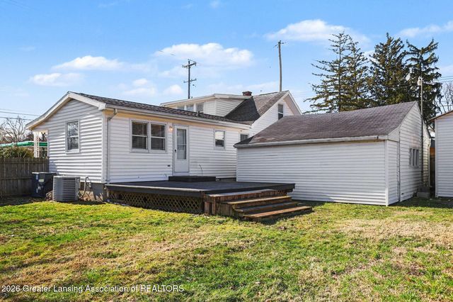 5838 S Martin Luther King Junior Boulevard, Lansing, MI 48911
