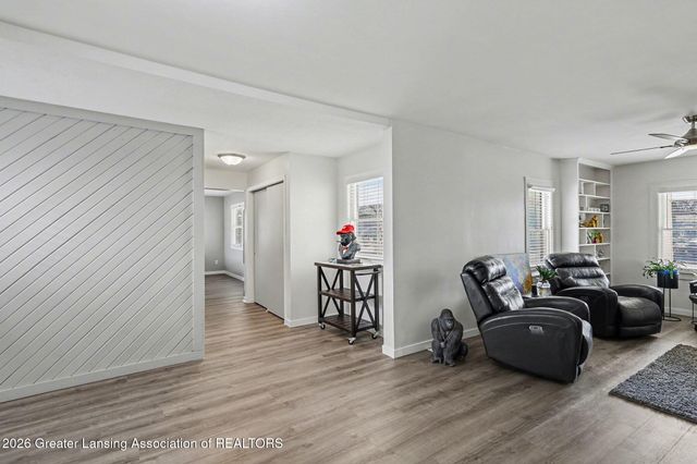 5838 S Martin Luther King Junior Boulevard, Lansing, MI 48911