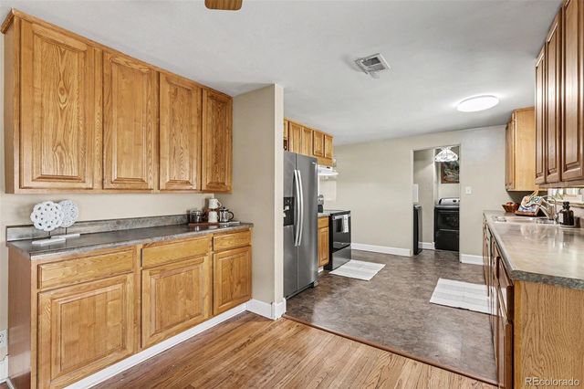 1601 N Dunkirk Street, Aurora, CO 80011