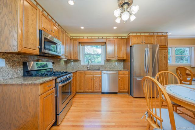 1 Short Street, West Nyack, NY 10994