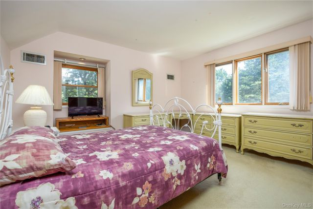 1 Short Street, West Nyack, NY 10994