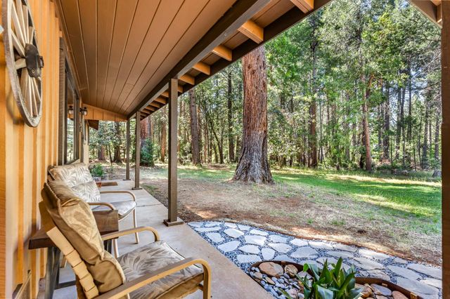2056 Tipton Hill Rd, Georgetown, CA 95634
