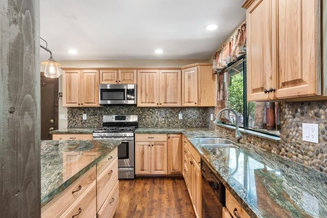 2056 Tipton Hill Rd, Georgetown, CA 95634