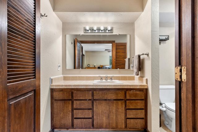 2056 Tipton Hill Rd, Georgetown, CA 95634