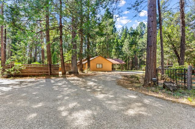 2056 Tipton Hill Rd, Georgetown, CA 95634