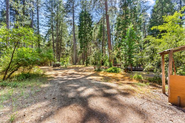 2056 Tipton Hill Rd, Georgetown, CA 95634