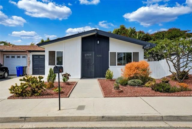 3648 Seaflower Lane, Oceanside, CA 92056