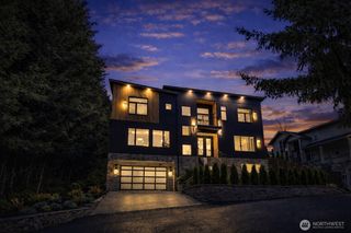 3695 122nd Avenue SE, Bellevue, WA 98006