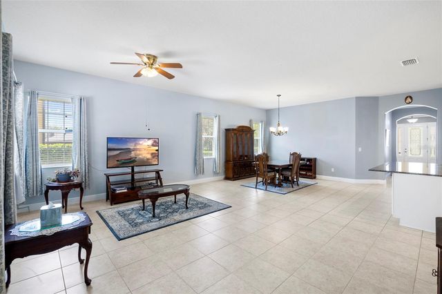 5212 ROSEFINCH PLACE, Lithia, FL 33547