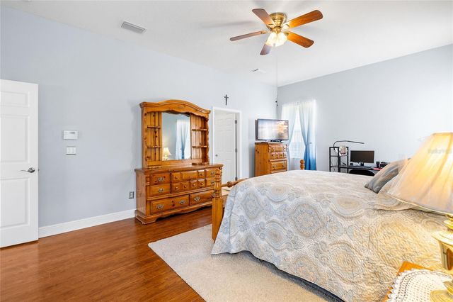 5212 ROSEFINCH PLACE, Lithia, FL 33547