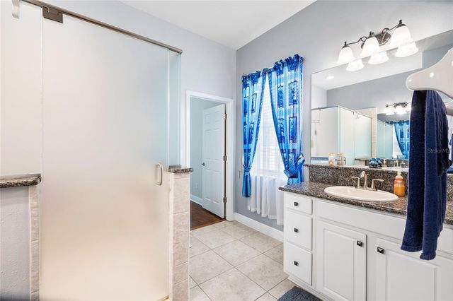 5212 ROSEFINCH PLACE, Lithia, FL 33547