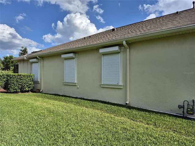 5212 ROSEFINCH PLACE, Lithia, FL 33547
