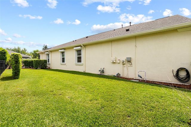 5212 ROSEFINCH PLACE, Lithia, FL 33547