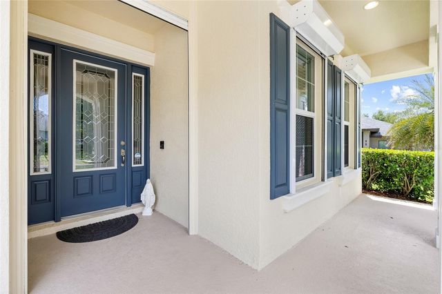 5212 ROSEFINCH PLACE, Lithia, FL 33547