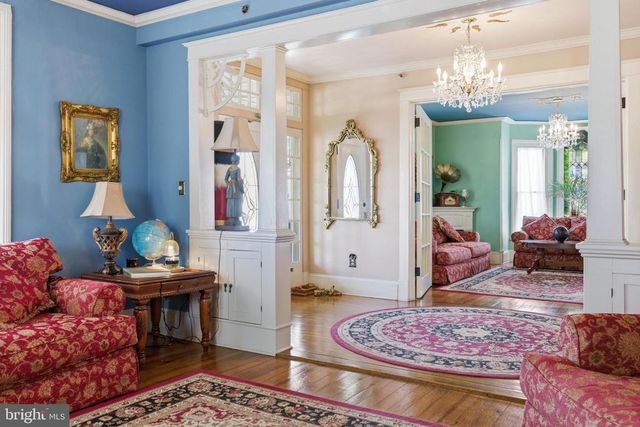 138 E MAIN ST, Luray, VA 22835