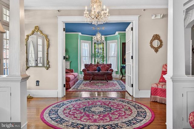 138 E MAIN ST, Luray, VA 22835