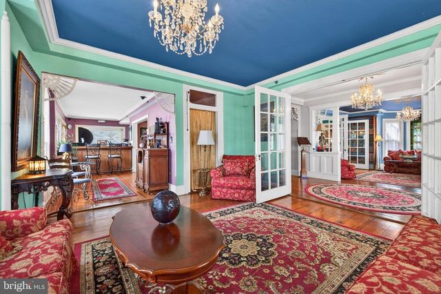 138 E MAIN ST, Luray, VA 22835