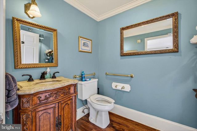 138 E MAIN ST, Luray, VA 22835