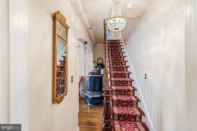 138 E MAIN ST, Luray, VA 22835