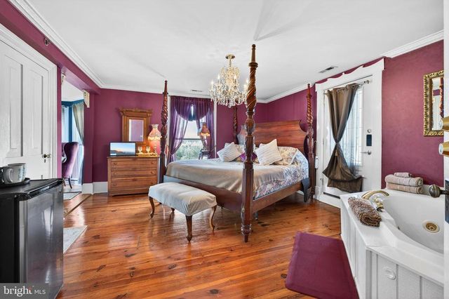 138 E MAIN ST, Luray, VA 22835