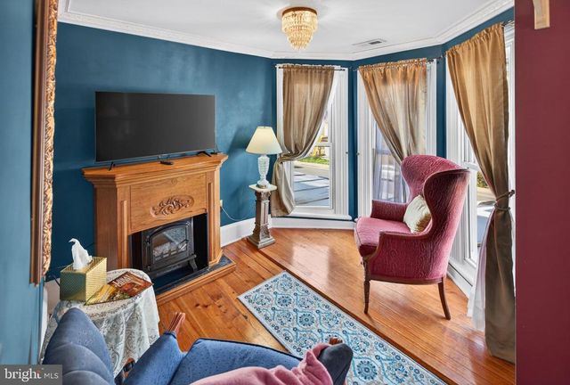 138 E MAIN ST, Luray, VA 22835