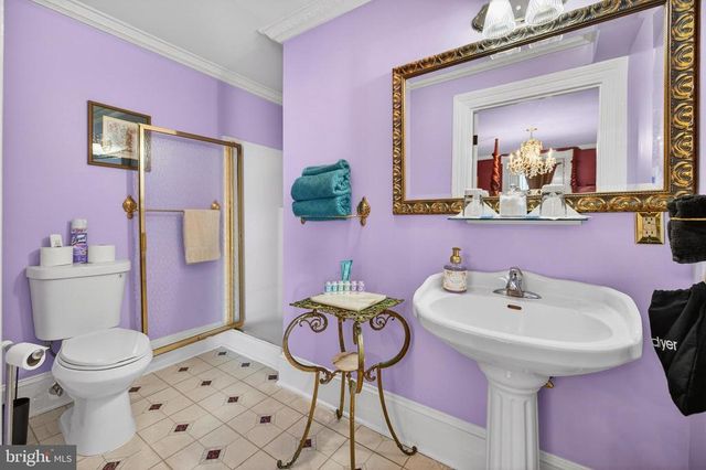 138 E MAIN ST, Luray, VA 22835