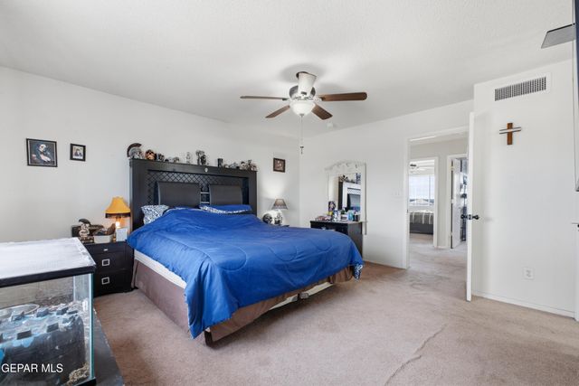 201 Sun View Lane, Horizon City, TX 79928