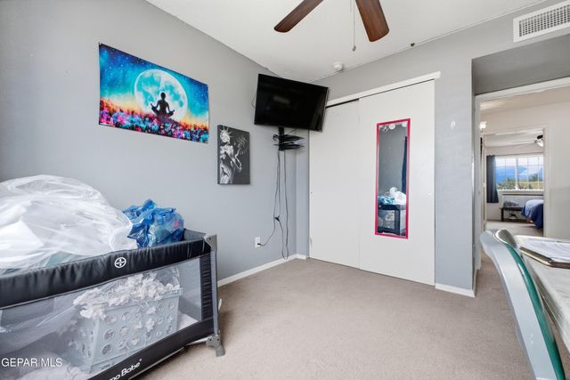 201 Sun View Lane, Horizon City, TX 79928