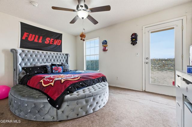 201 Sun View Lane, Horizon City, TX 79928