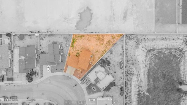 201 Sun View Lane, Horizon City, TX 79928
