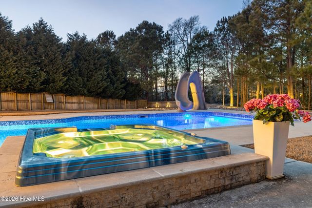 128 Little Bay Drive, Swansboro, NC 28584