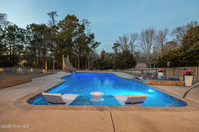 128 Little Bay Drive, Swansboro, NC 28584