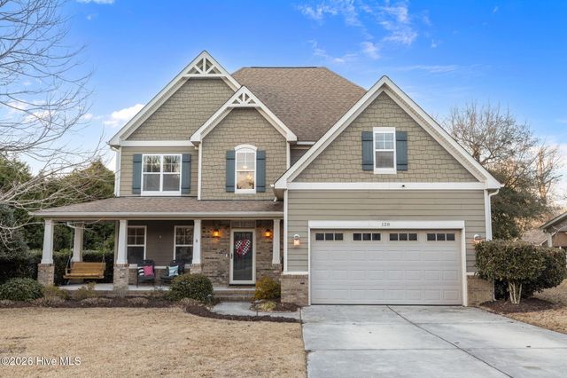 128 Little Bay Drive, Swansboro, NC 28584