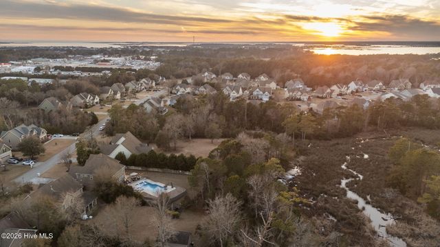 128 Little Bay Drive, Swansboro, NC 28584