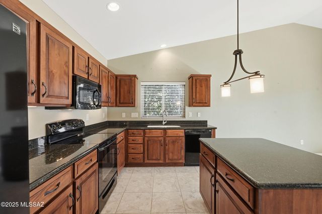 62865 E Silkwood Way, Saddlebrooke, AZ 85739