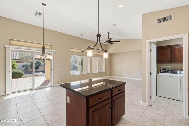 62865 E Silkwood Way, Saddlebrooke, AZ 85739