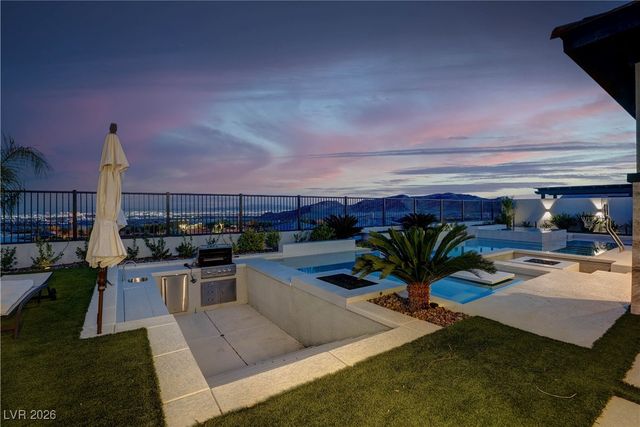 756 Bruce Moorland Street, Las Vegas, NV 89138