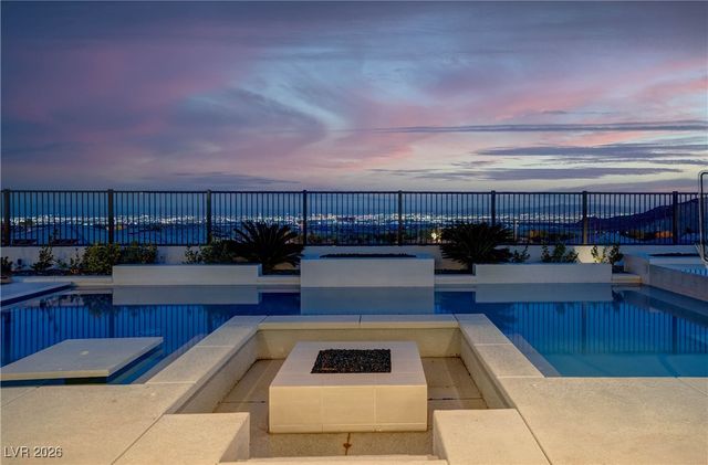 756 Bruce Moorland Street, Las Vegas, NV 89138