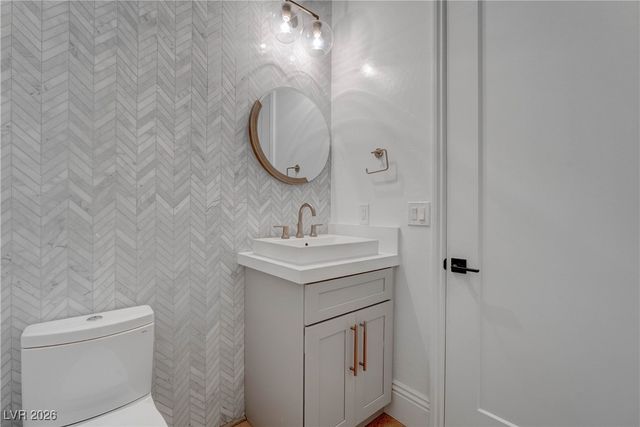 756 Bruce Moorland Street, Las Vegas, NV 89138