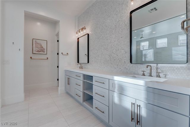 756 Bruce Moorland Street, Las Vegas, NV 89138